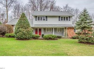 852 Beechers Brook Rd, Mayfield Village, OH 44143
