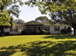 2186 Hall Leffew Rd, Franklin, KY 42134