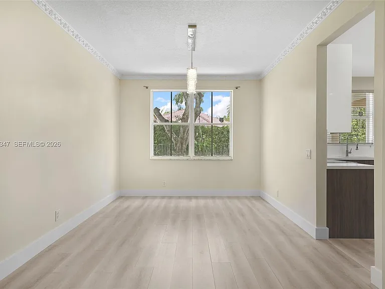 4312 Laurel Ridge Cir — Photo 9