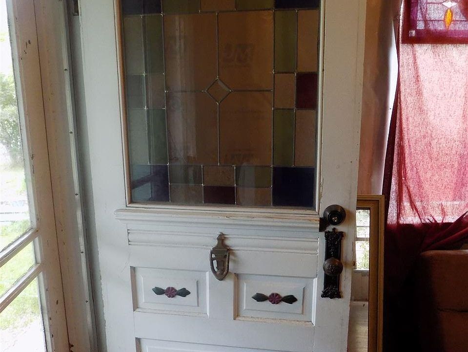 1st image of 114 Kennedy St