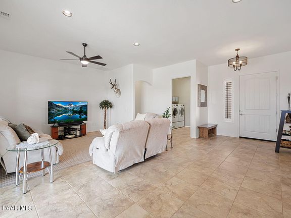 5th image of 4095 N Wynnwood Dr