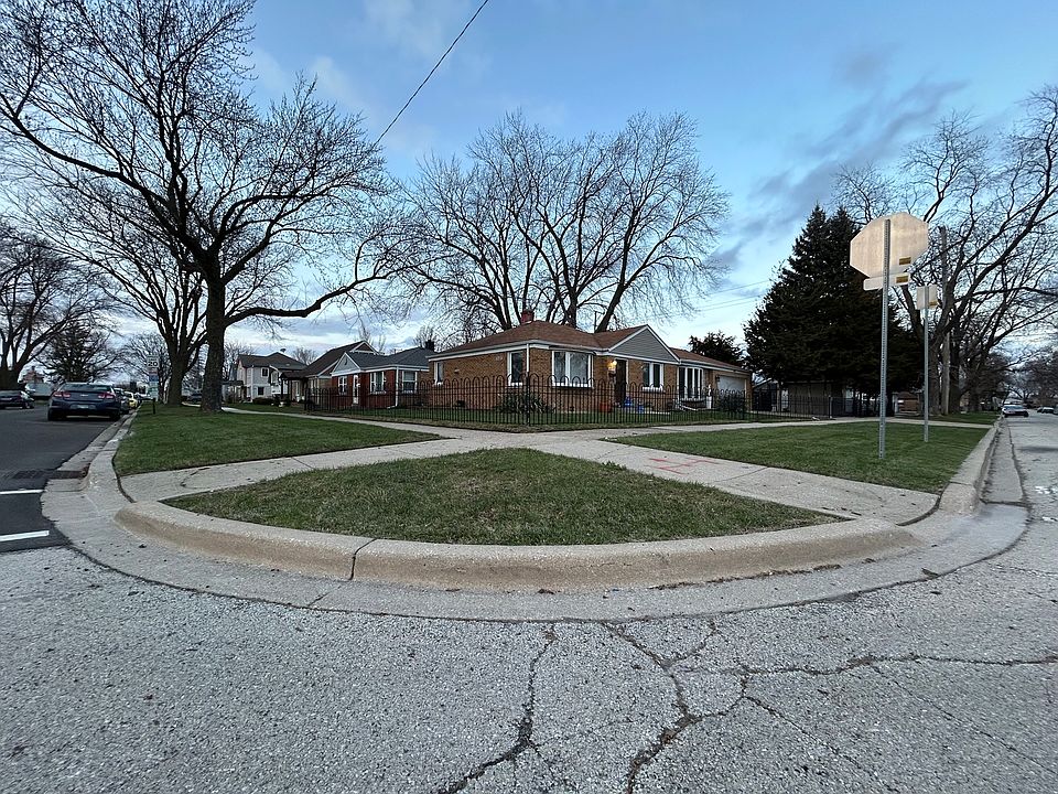 1st image of 3301 Ernst St