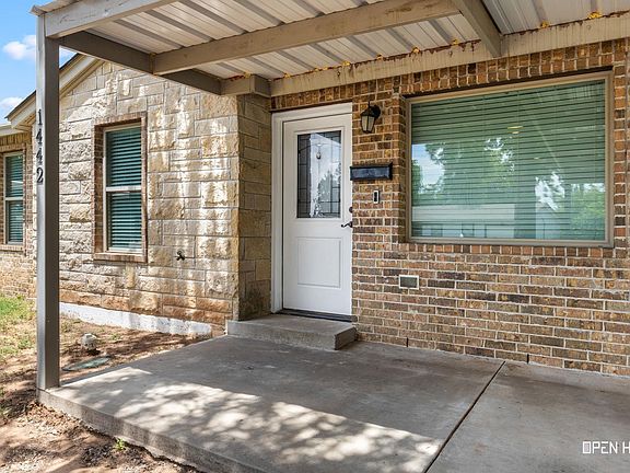 3rd image of 1442 Kinsale Ct