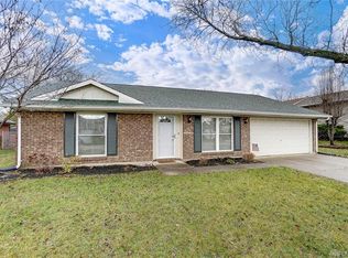 30 Roundtree Ct, Springboro, OH 45066