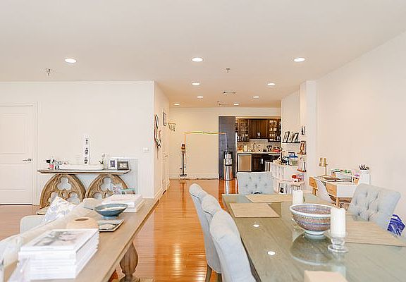 5th image of 66 Franklin St APT 8D