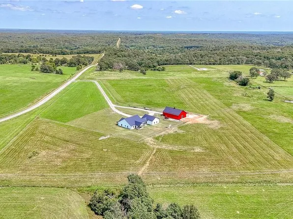 4674 NW Highway B, Appleton City, MO 64724