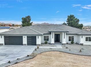 16091 Chiwi Rd, Apple Valley, CA 92307