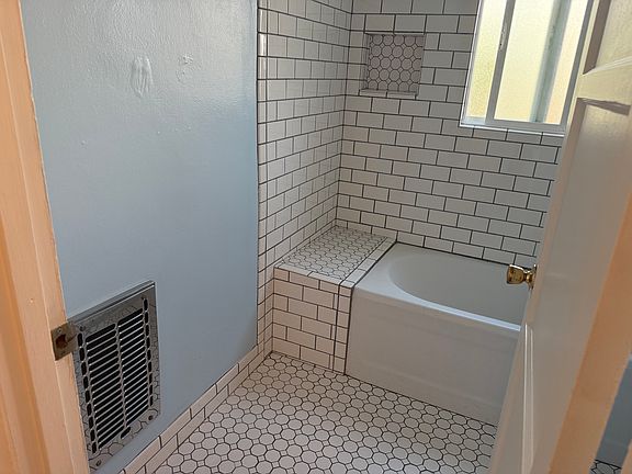 4th image of 3491-93 Collier Ave #3493