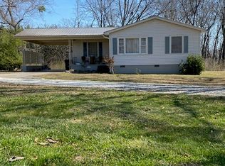 427 Fowler Rd, West Union, SC 29696