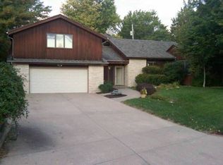 152 S Dartmouth Dr, Manhattan, KS 66503