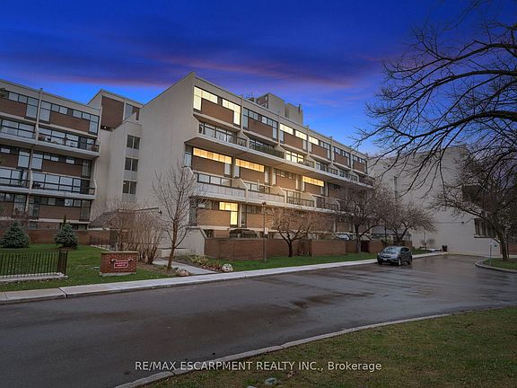 4th image of 2 Valhalla Inn Rd #308C
