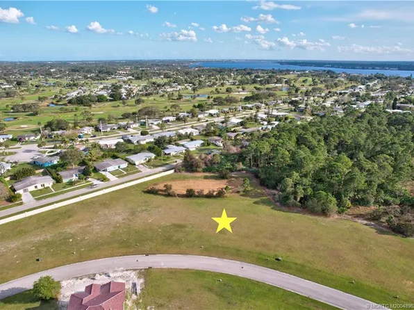 332 SE Via Sangro Port St, Pt Saint Lucie, FL 34952