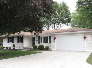 3285 Jaycox Rd, Avon, OH 44011