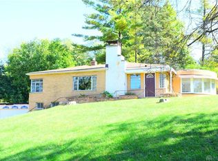 125 Wenova Dr, Springfield, OH 45502