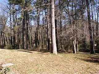 2nd image of 86 Valley Rd
