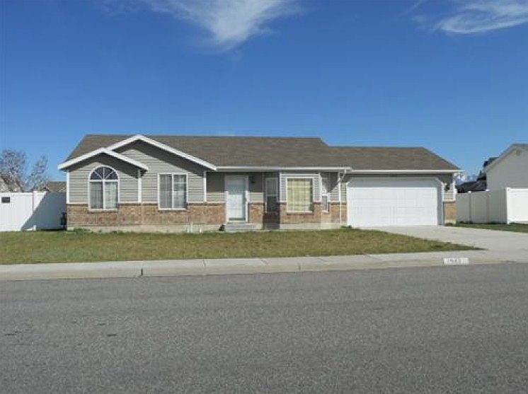 1st image of 2943 S Rushton Park Dr