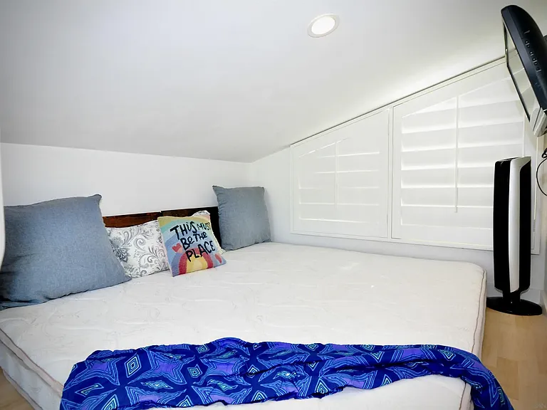 5490 La Jolla Blvd #K207 — Photo 20