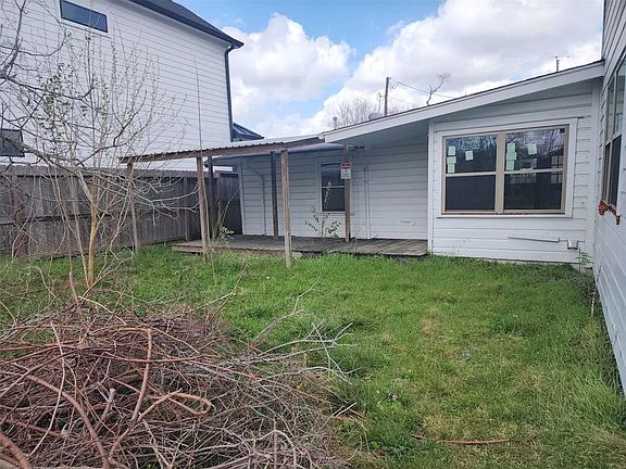 2nd image of 9021 Lomax St