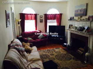 2 Ware St #207T, Cambridge, MA 02138