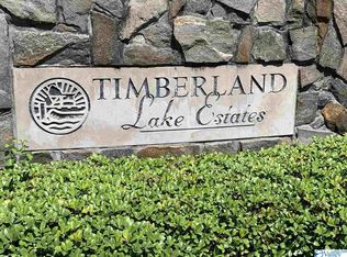 1658 Lake Cove Dr, Decatur, AL 35603