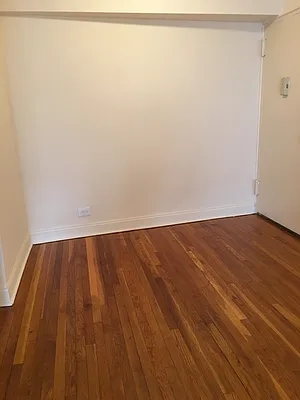 Rented by Kew Forest Realty Inc | media 20