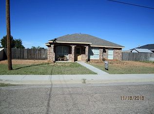1012 E Dallas St, Kermit, TX 79745