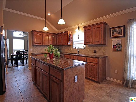 3rd image of 1401 Loblolly Dr