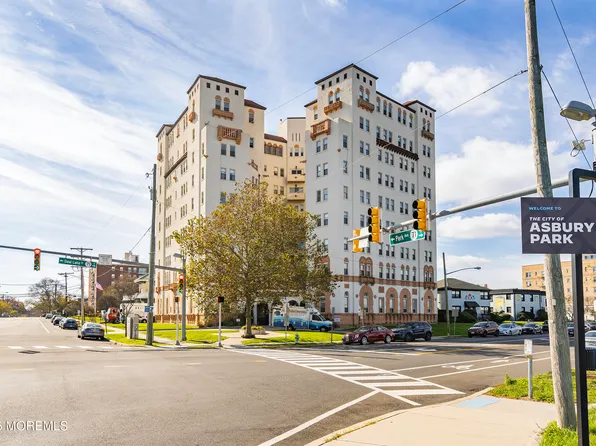 400 Deal Lake Drive #6E, Asbury Park, NJ 07712