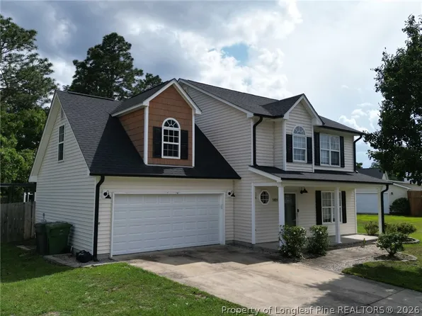 1401 Jockey Ct, Parkton, NC 28371