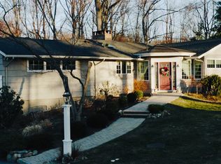 45 Brookside Dr, Upper Saddle River, NJ 07458