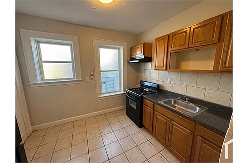 220 Roseville Ave #301 Photo 1