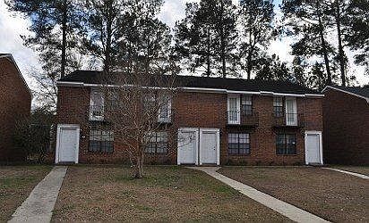 2nd image of 107 Timberlane Dr APT B