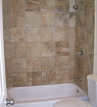 3rd image of 7712 Lakeside Woods Dr