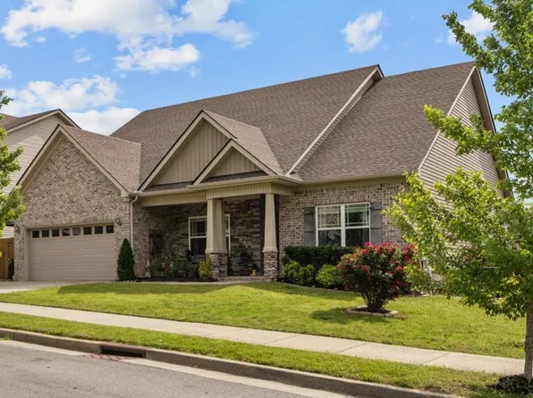7211 Deervalley Dr, Fairview, TN 37062