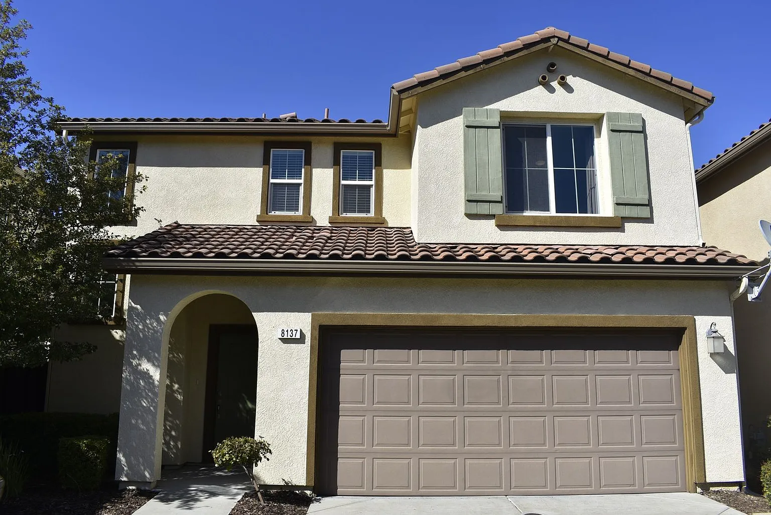 8137 Astaire Ln photo 1