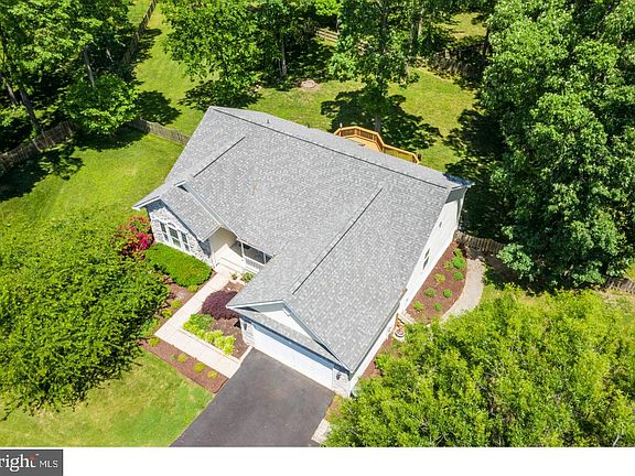 3rd image of 130 General Pender Ct