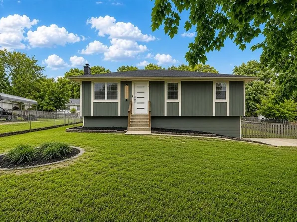 200 NE 83rd St, Kansas City, MO 64118