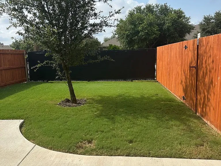 1325 Summerset Ln — Photo 23