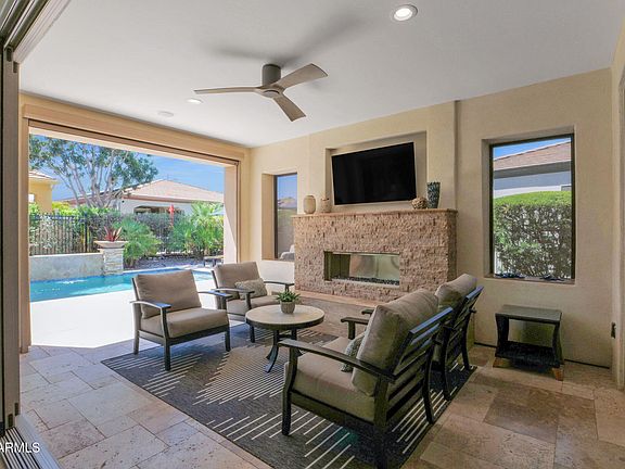 5th image of 1571 E HESPERUS Way