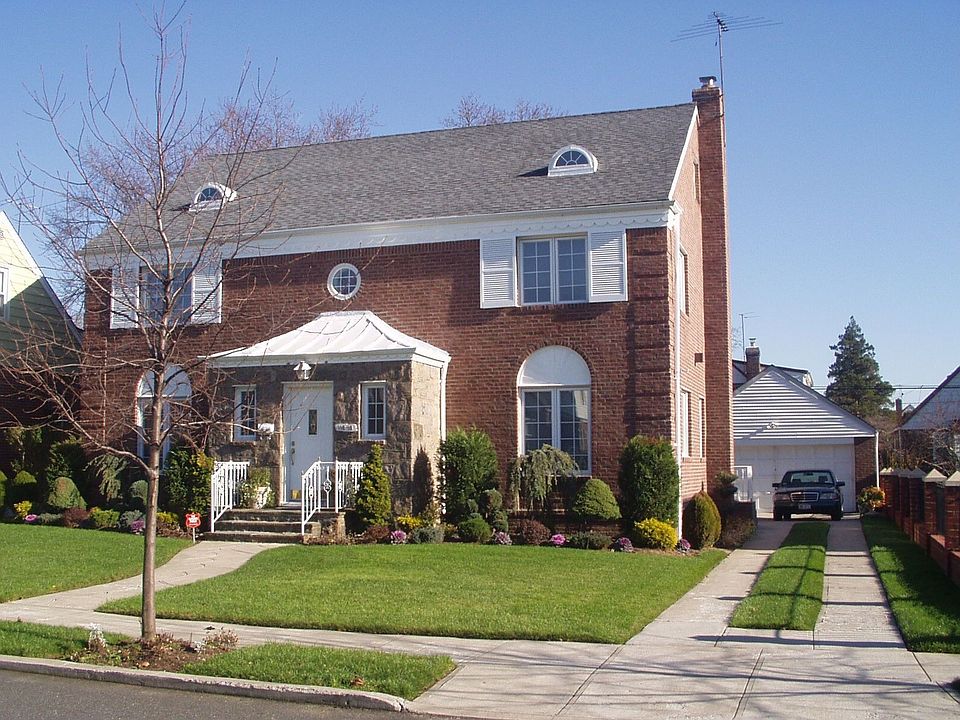 1st image of 11819 231st St