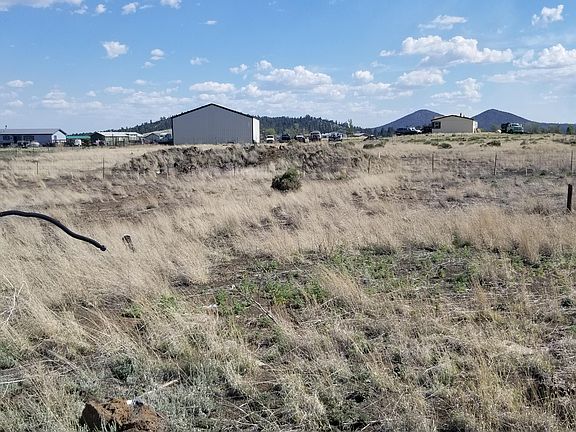 2nd image of 8326 Wolf Creek Dr