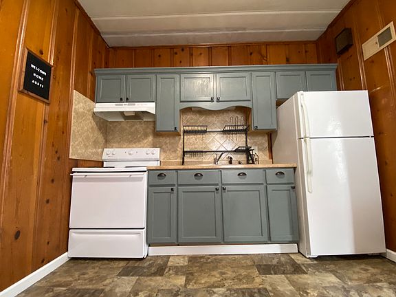 2nd image of 609 E Jefferson St #1