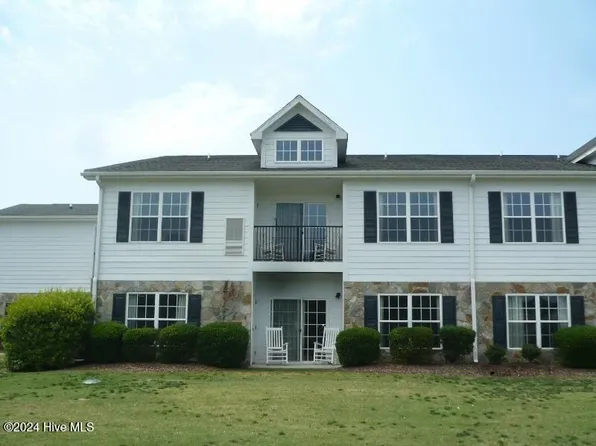 510 Little River Farm Boulevard #B204, Carthage, NC 28327