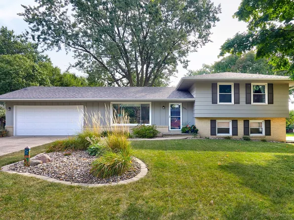 1101 33rd St, West Des Moines, IA 50266