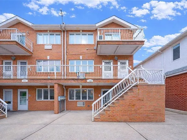 1839 79th St #1B, Brooklyn, NY 11214