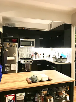 Rented by City Vista Inc | media 50