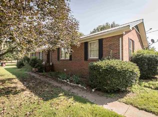 66 Stevens St, Kevil, KY 42053