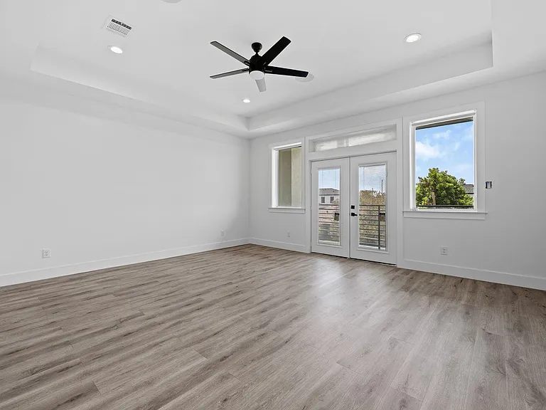 5303 Wylie St #A — Photo 11