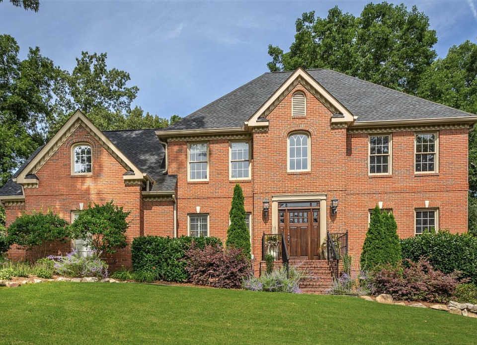 1st image of 1907 Windy Oaks Ln