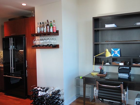 4th image of 175 Huguenot St Unit 1502